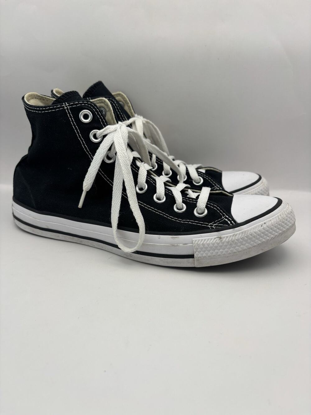 Converse Chuck Taylor High Top Sneakers Men Size 8 Women Size 10